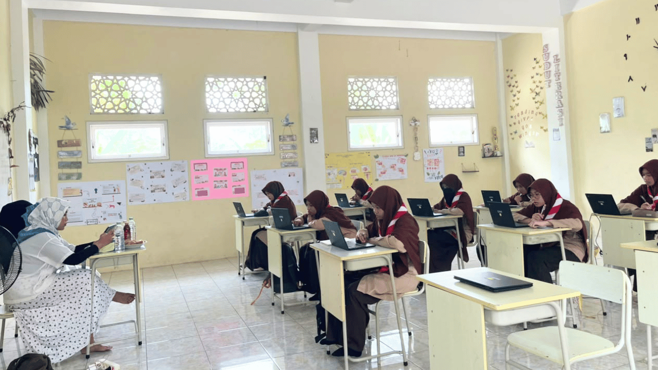 SMP Quran Bahrusysyifa Gelar Tryout TKA Bersama Ruang guru untuk Kelas 9 Putra & Putri
