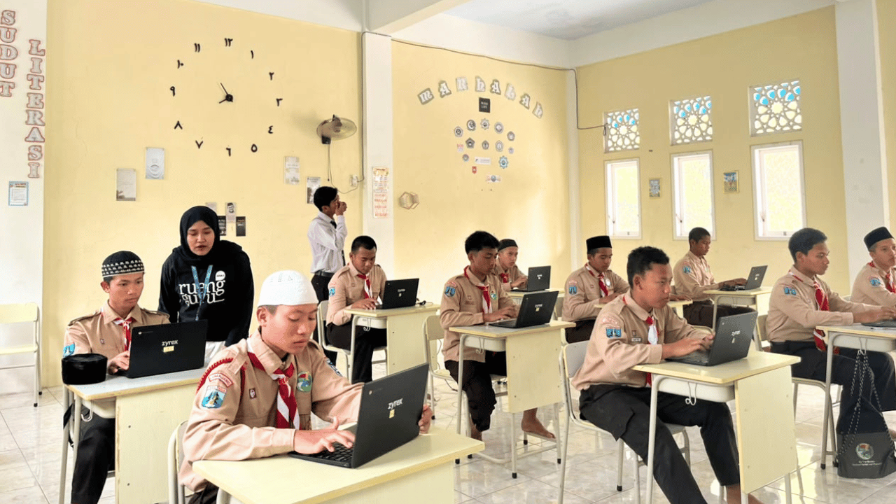 SMP Quran Bahrusysyifa Gelar Tryout TKA Bersama Ruang guru untuk Kelas 9 Putra & Putri