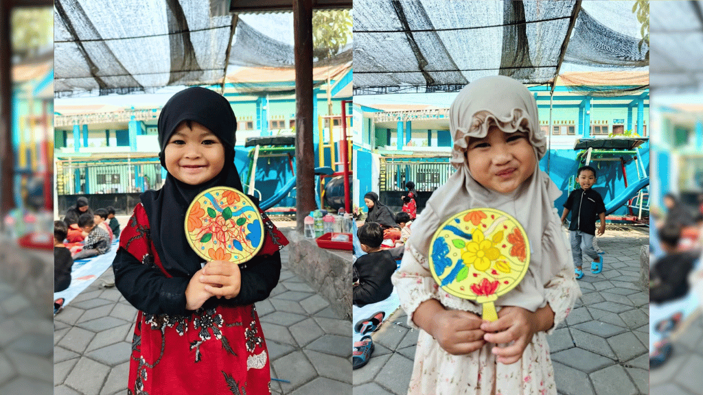 Semarak Hari Batik, Anak KB TAAM QUBA Kenalkan Budaya Indonesia melalui Kreasi Kipas Batik