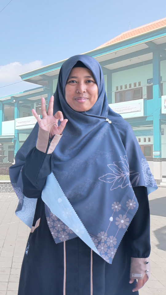 Tsaniatul Khasanah, M.Th.I