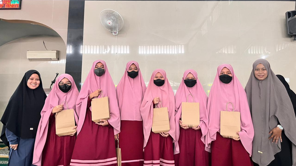 SMP Quba Tutup Semester Ganjil dengan Gemilang: Antara Raport dan Taburan Prestasi