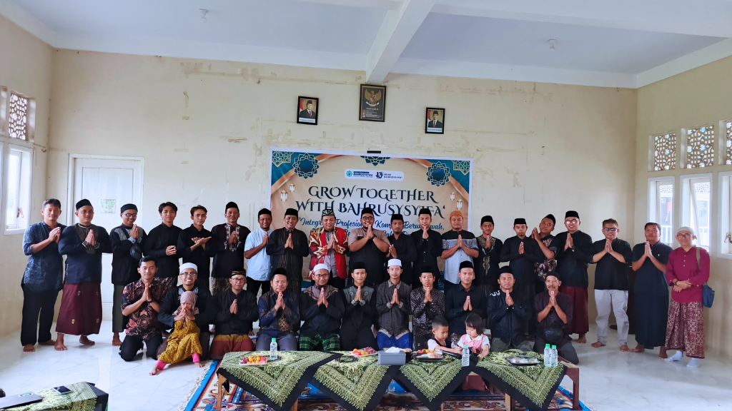 Perkuat Ukhuwah dan Profesionalisme, Yayasan Bahrusysyifa' Sukses Gelar Halal Bihalal dan Upgrading Pegawai