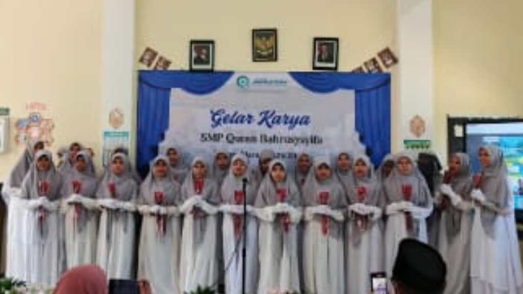 Teguh Berkarakter Berani Berinovasi Intip Keseruan Gelar Karya Santri Putra-Putri SMP Quran Bahrusysyifa